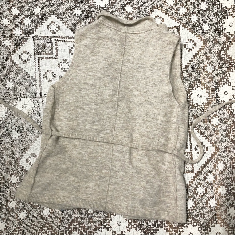 Aritzia Wilfred Free Fei Fei Vest Fringe Wool Alpaca Belted Cardigan Vest - Picture 9 of 12
